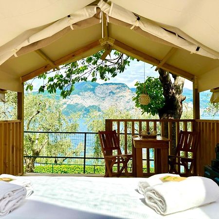 Monja Camping Village Brenzone sul Garda Luaran gambar