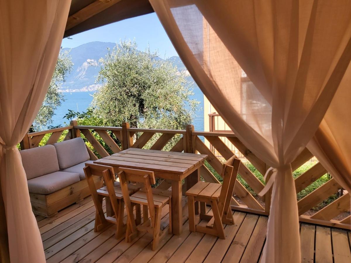 Monja Camping Village Brenzone sul Garda Luaran gambar