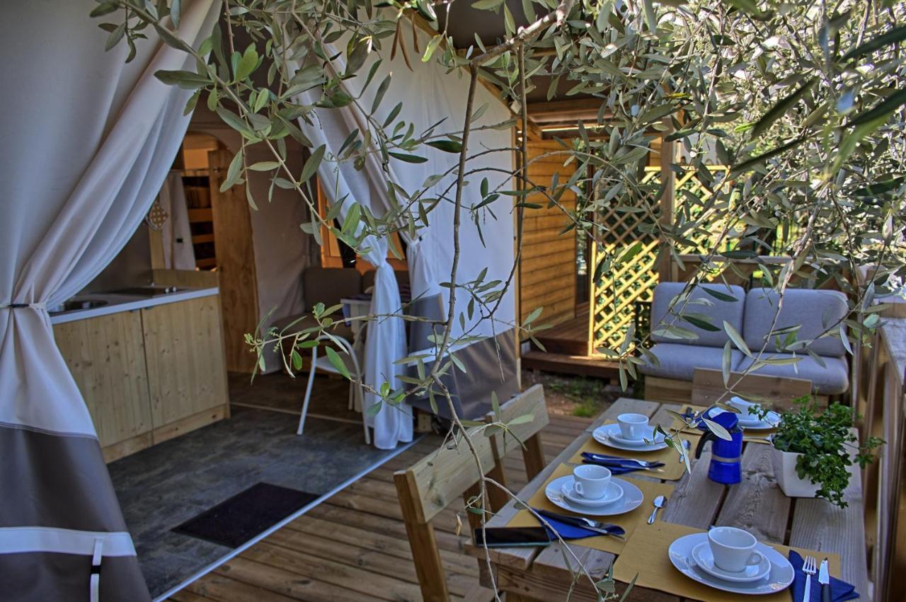 Monja Camping Village Brenzone sul Garda Luaran gambar