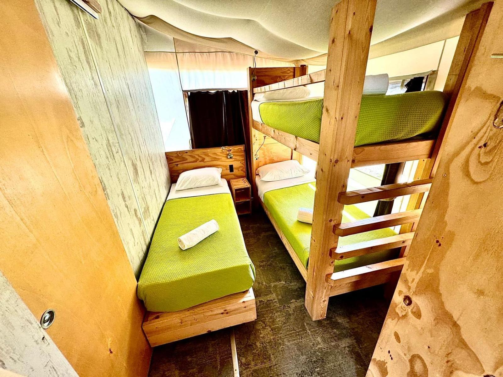 Monja Camping Village Brenzone sul Garda Luaran gambar