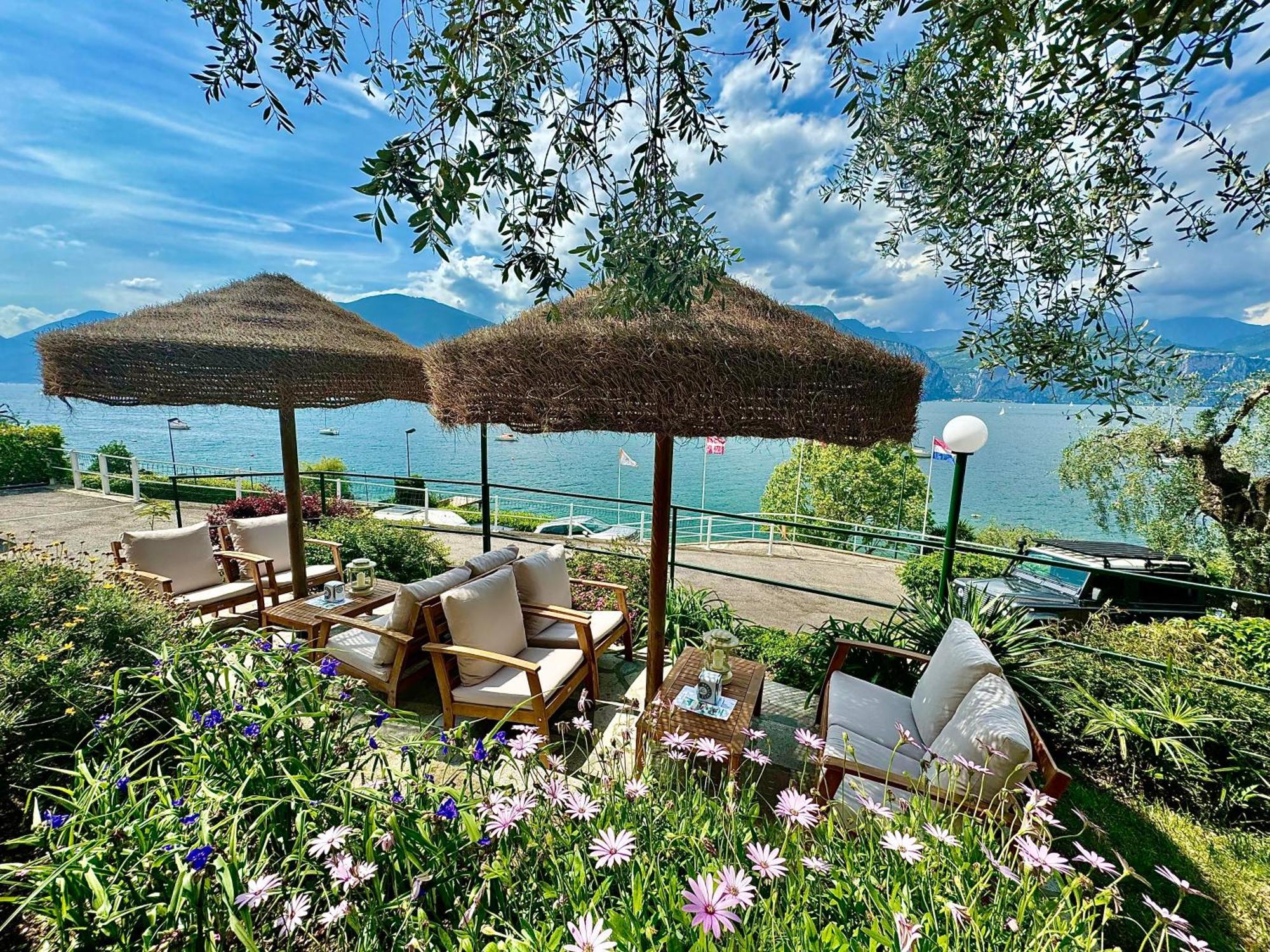 Monja Camping Village Brenzone sul Garda Luaran gambar