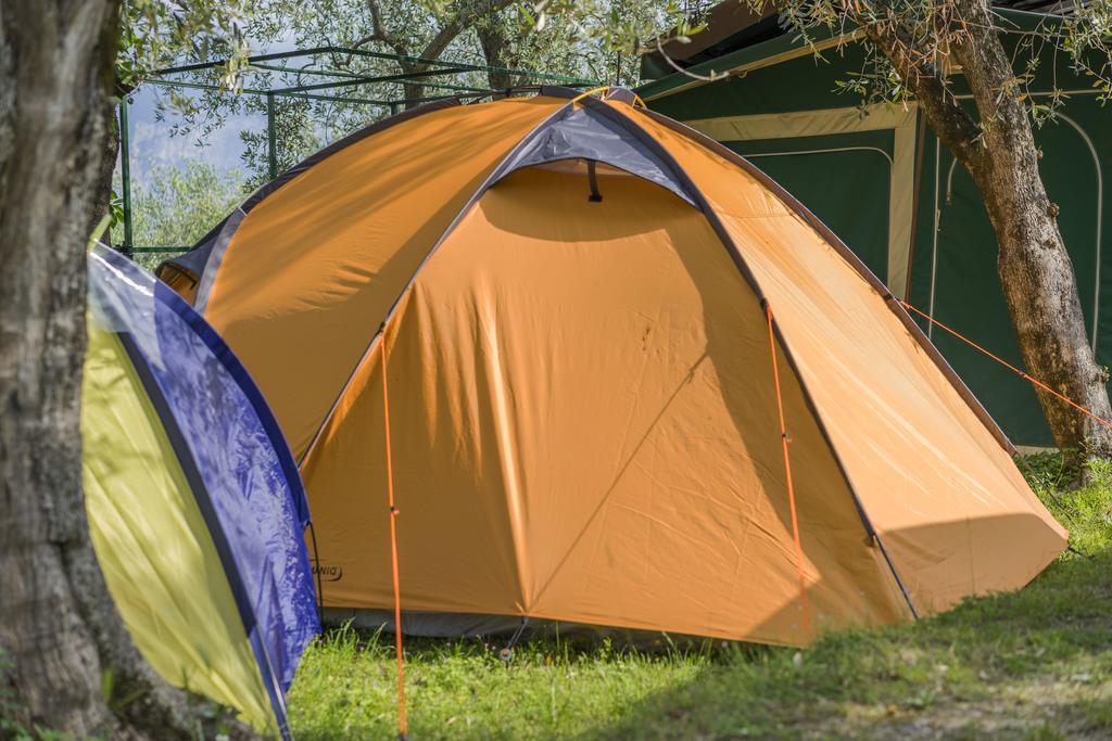 Monja Camping Village Brenzone sul Garda Luaran gambar