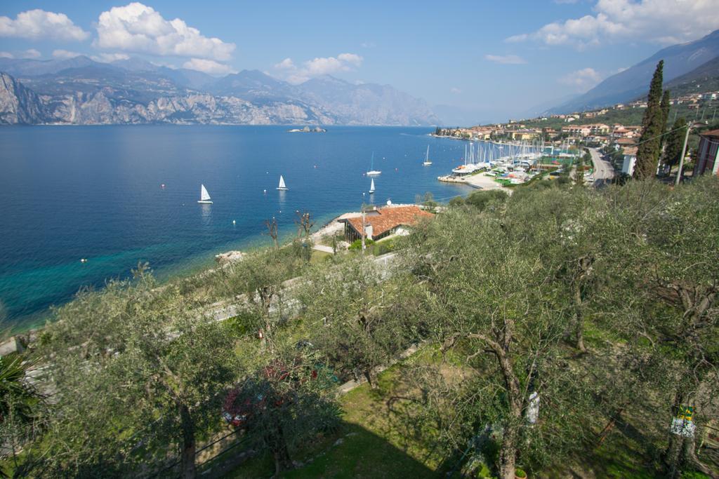 Monja Camping Village Brenzone sul Garda Luaran gambar